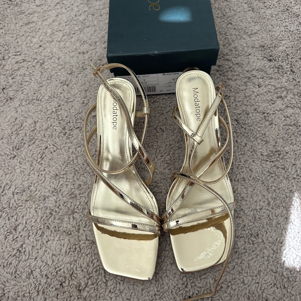 Modatope Gold Kitten Heel Sandals